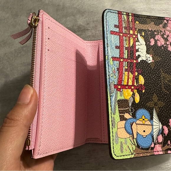 Louis Vuitton Portefeuille Victorine Vivienne Wallet Christmas Japan Limited - Picture 5 of 11